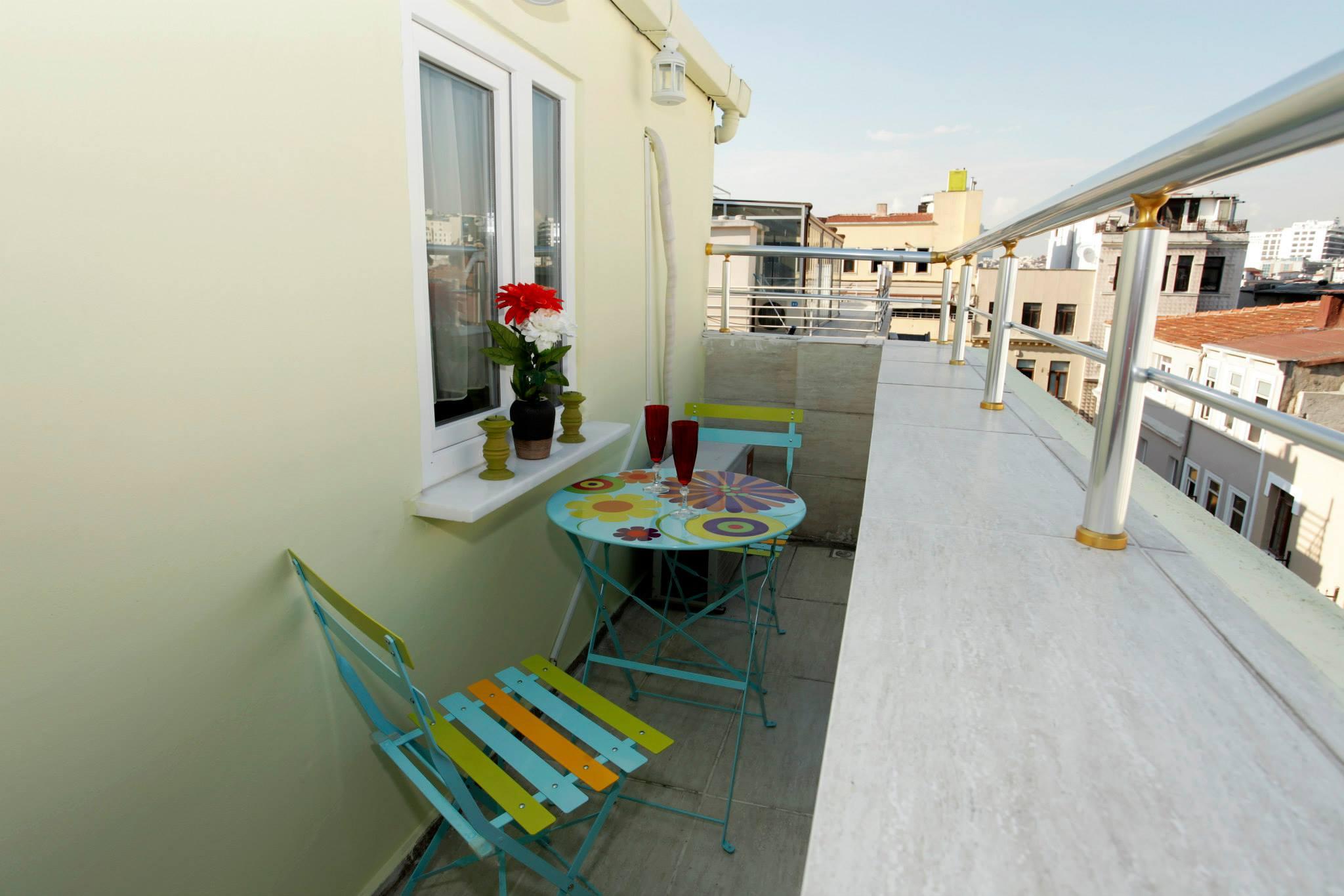 Taksim Istiklal Suites Истанбул Екстериор снимка