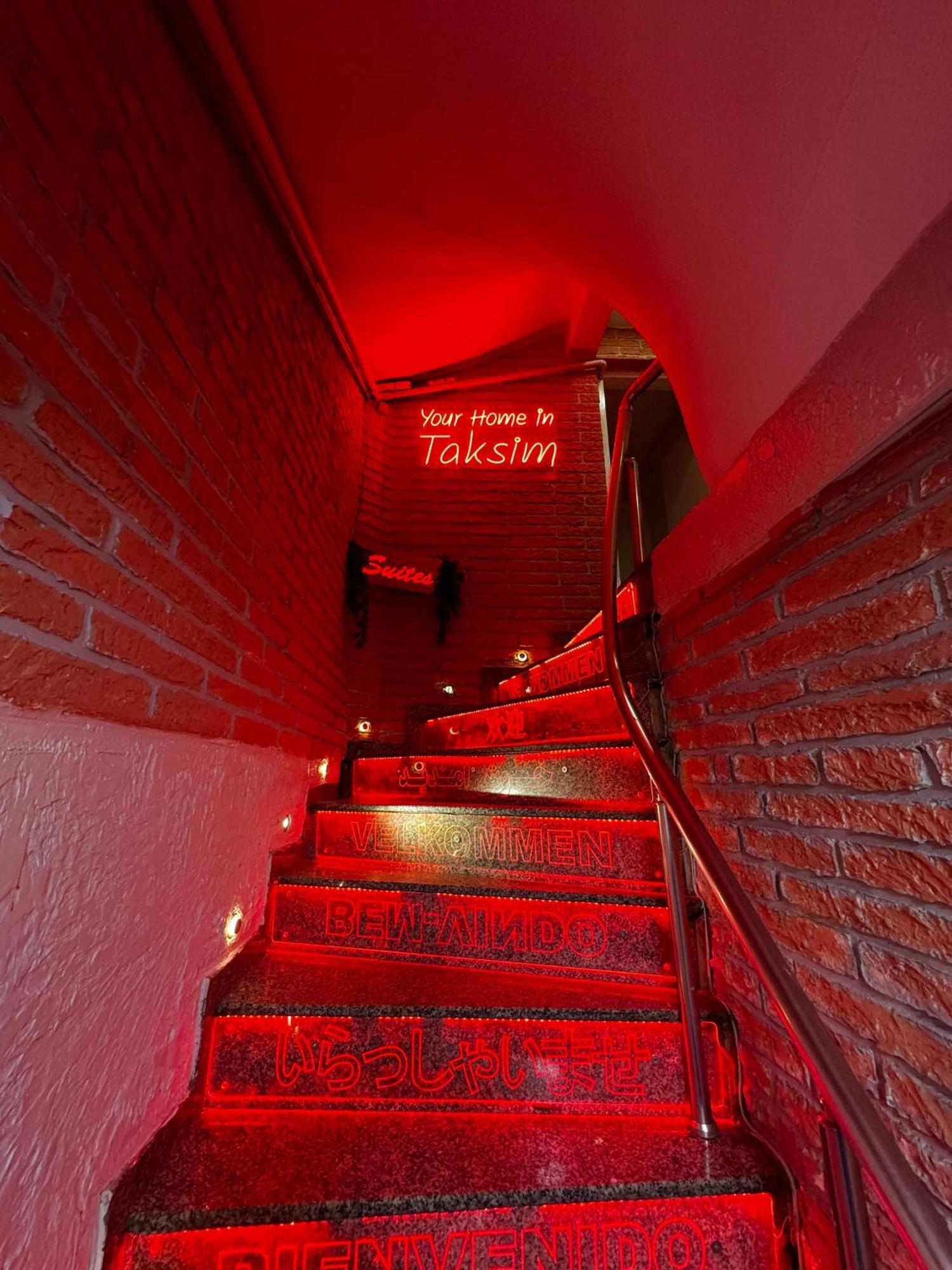 Taksim Istiklal Suites Истанбул Екстериор снимка