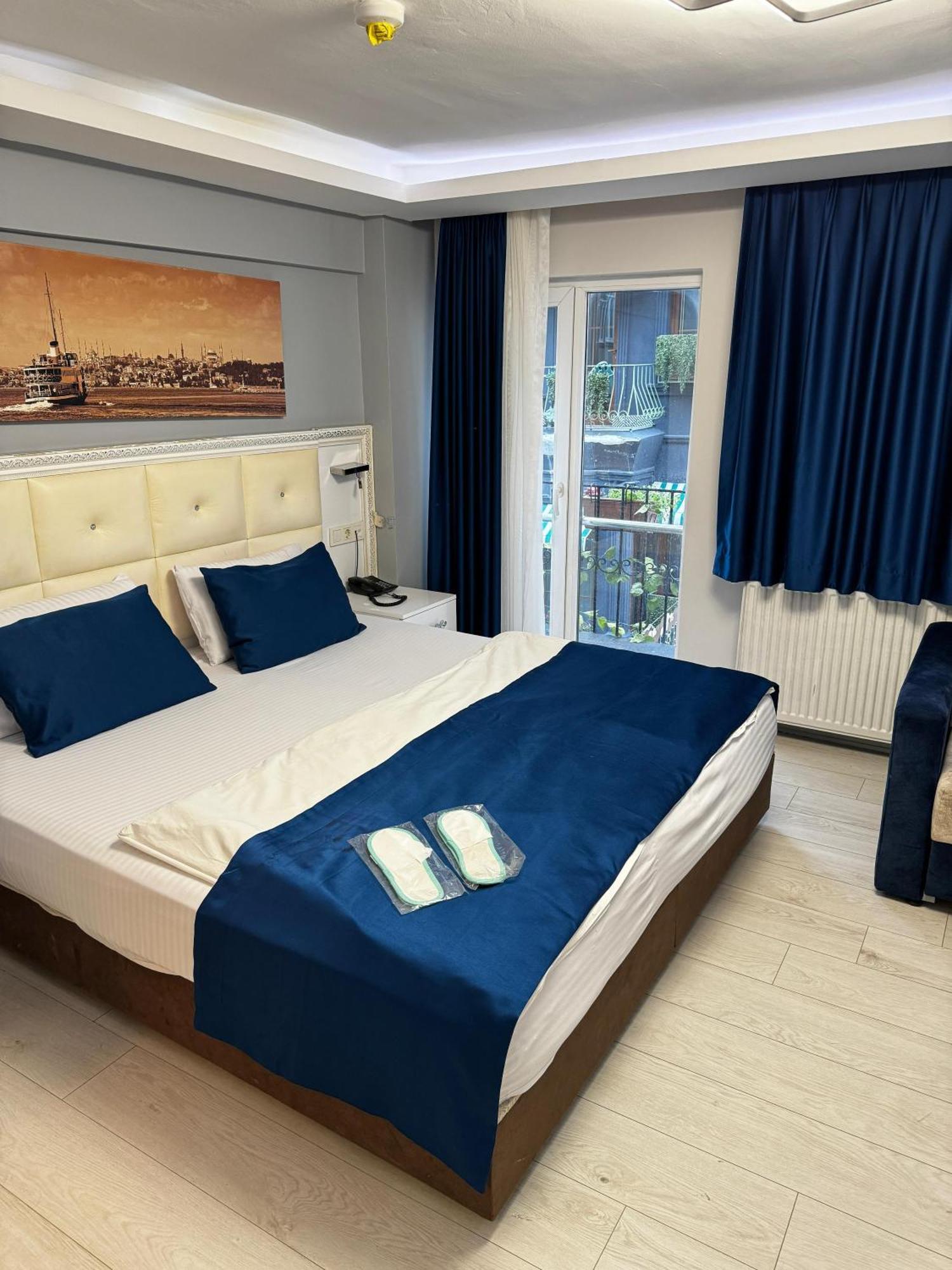 Taksim Istiklal Suites Истанбул Екстериор снимка