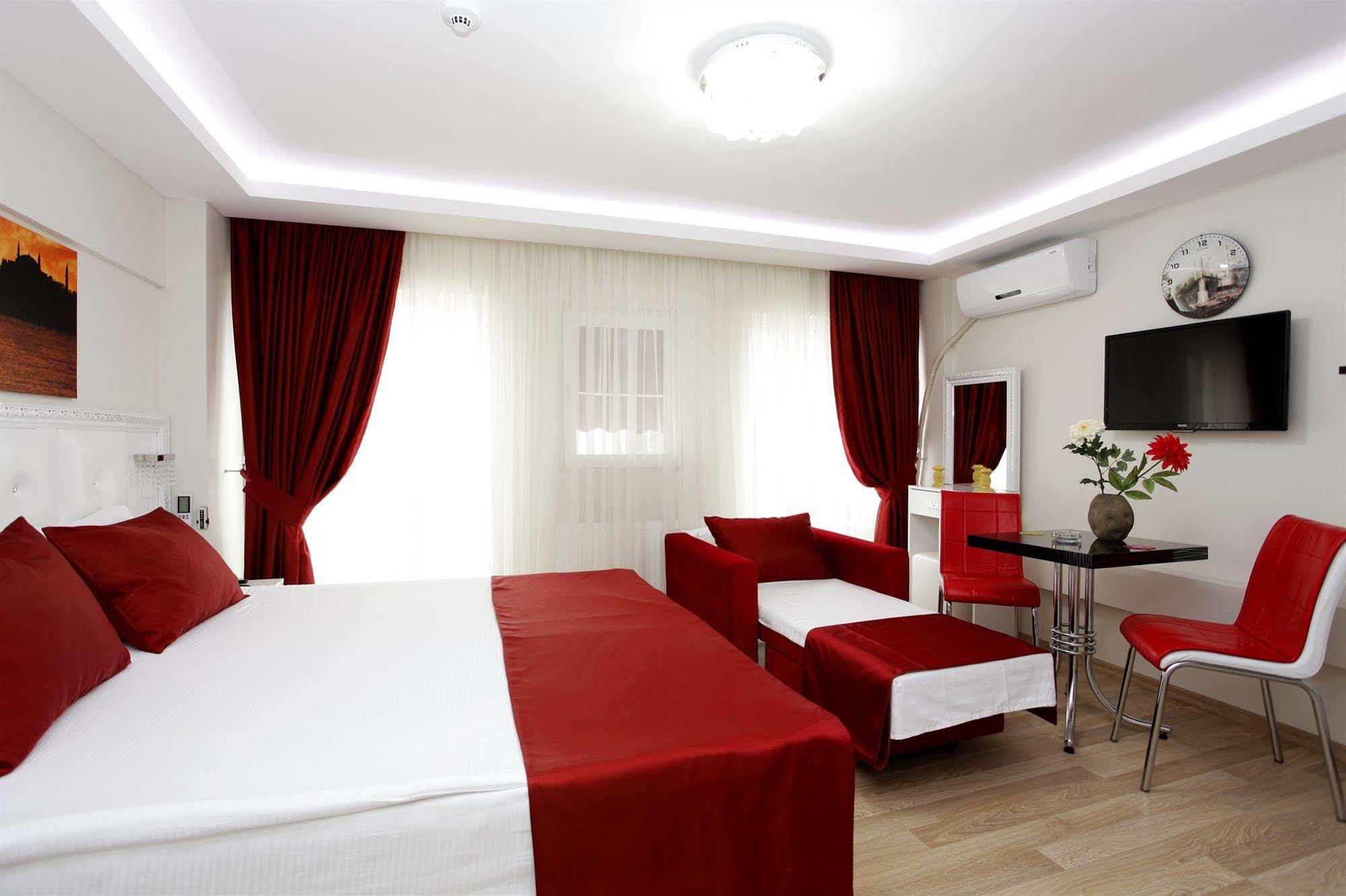 Taksim Istiklal Suites Истанбул Екстериор снимка